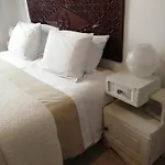 Casa Dos Pingos De Mel Bed & Breakfast