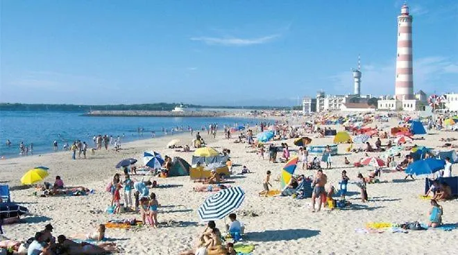 לינה וארוחת בוקר Casa Dos Pingos De Mel 3*