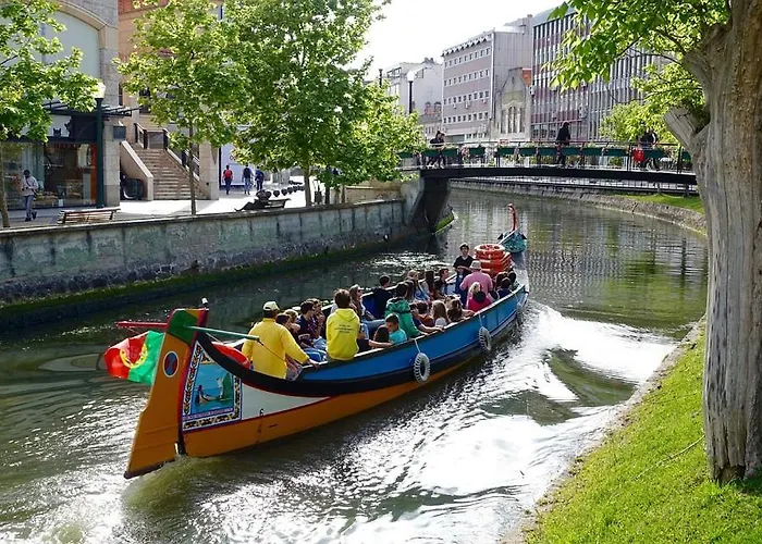 Casa Dos Pingos De Mel לינה וארוחת בוקר 3*