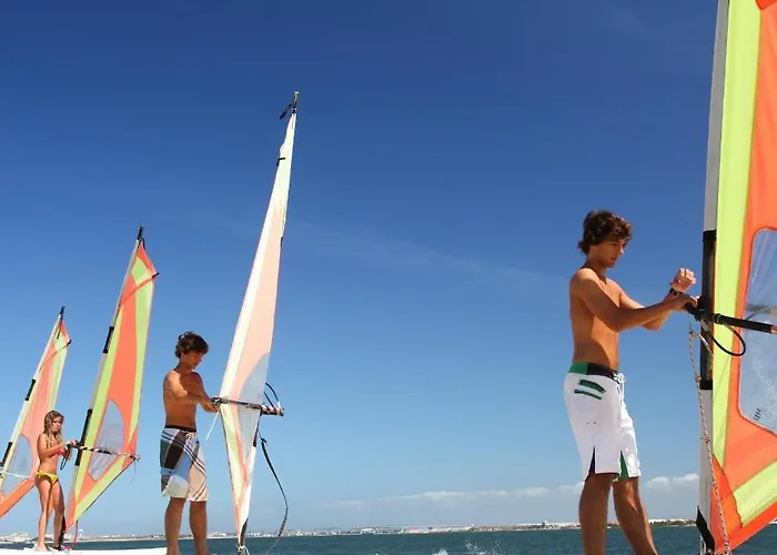 Casa Dos Pingos De Mel לינה וארוחת בוקר 3*