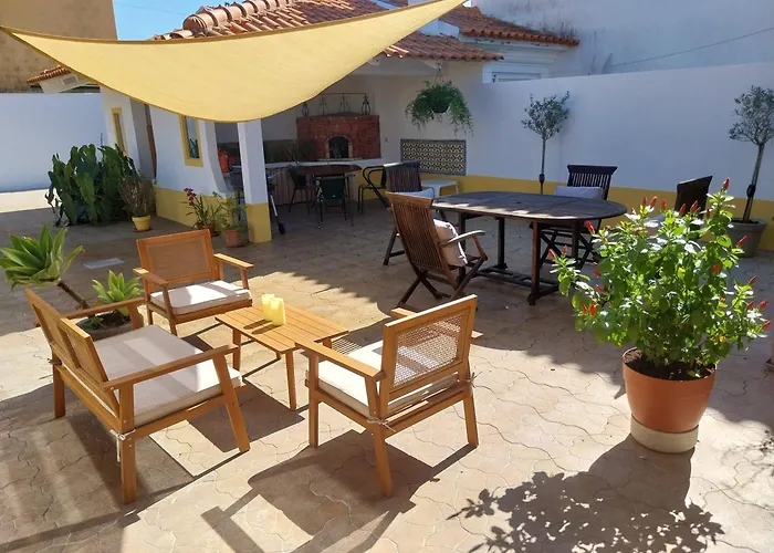 Casa Dos Pingos De Mel Авейру